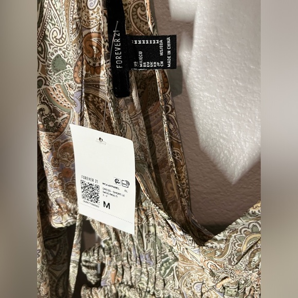 Cut Out Dresses - Picture 6 of 15